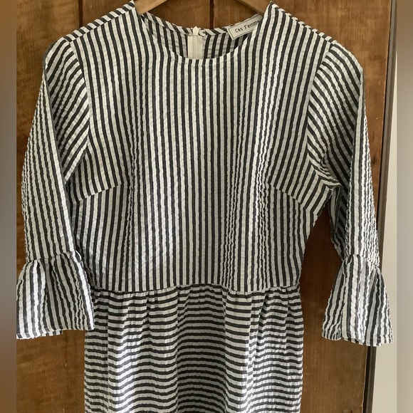 Ces femme roolee dress seersucker striped size small midi dress - Picture 2 of 7
